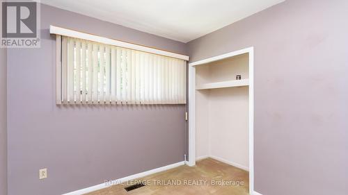 1195 Farnsborough Crescent, London, ON - Indoor Photo Showing Other Room