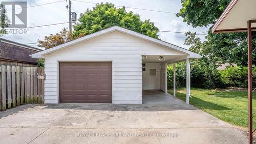 1195 Farnsborough Crescent, London, ON - Outdoor With Exterior