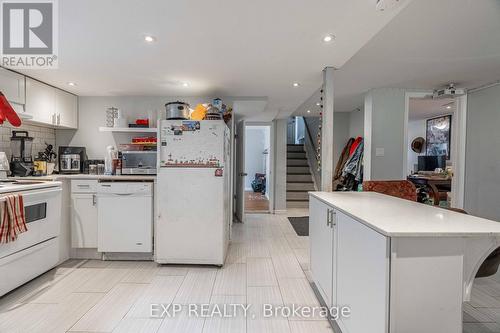 1504 Howland Avenue, London, ON - Indoor Photo Showing Kitchen