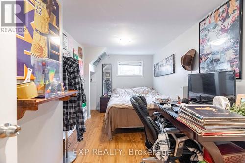 1504 Howland Avenue, London, ON - Indoor