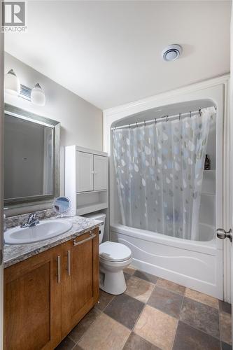 28 Willenhall Place, St. John'S, NL - Indoor Photo Showing Bathroom