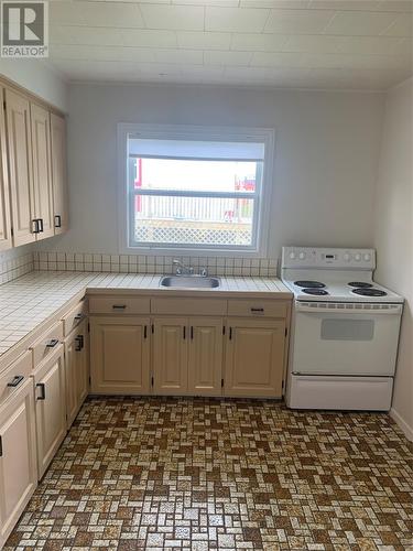 88 Main Street, Lewisporte, NL - Indoor Photo Showing Kitchen