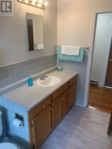 88 Main Street, Lewisporte, NL - Indoor Photo Showing Bathroom