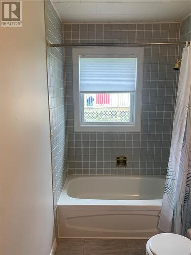 88 Main Street, Lewisporte, NL - Indoor Photo Showing Bathroom