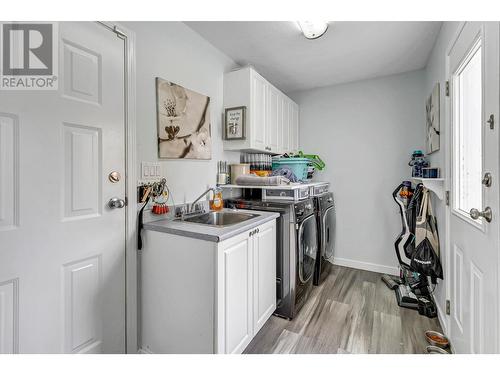 6268 Dawson Road, Prince George, BC - Indoor Photo Showing Laundry Room