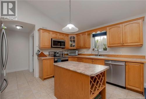 107 Bois Joli, Bouctouche, NB - Indoor Photo Showing Kitchen