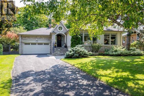 21 Sifton Court, Toronto (Bayview Village), ON - Outdoor With Facade