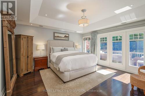 21 Sifton Court, Toronto (Bayview Village), ON - Indoor Photo Showing Bedroom