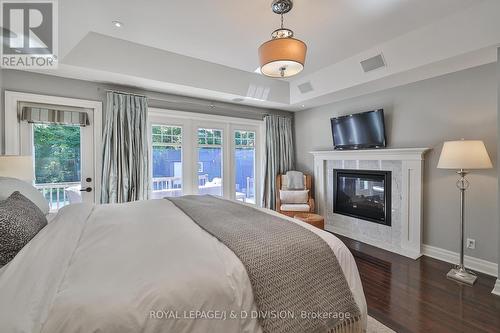 21 Sifton Court, Toronto (Bayview Village), ON - Indoor Photo Showing Bedroom