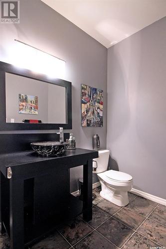 59 Poplar Bay, Yorkton, SK - Indoor Photo Showing Bathroom