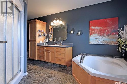 59 Poplar Bay, Yorkton, SK - Indoor Photo Showing Bathroom