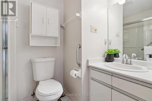 14 - 5 Heritage Way, Kawartha Lakes (Lindsay), ON - Indoor Photo Showing Bathroom