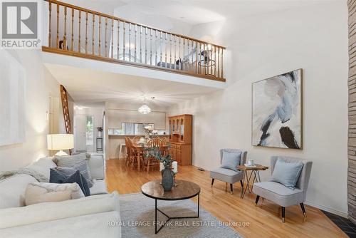 14 - 5 Heritage Way, Kawartha Lakes (Lindsay), ON - Indoor Photo Showing Living Room