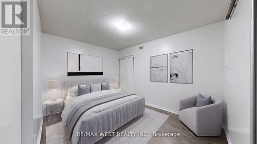 602 - 352 Front Street W, Toronto, ON - Indoor Photo Showing Bedroom