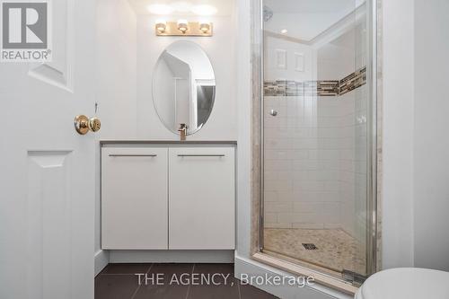 4A Shank Street, Toronto (Niagara), ON - Indoor Photo Showing Bathroom