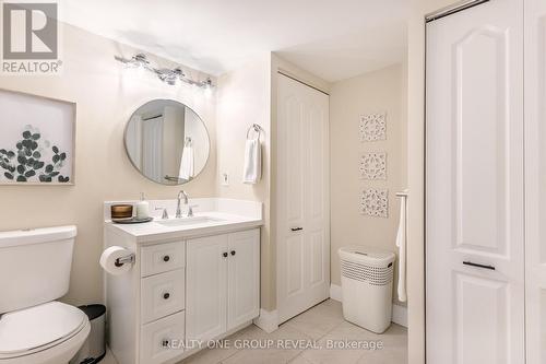 317 - 712 Rossland Road E, Whitby (Pringle Creek), ON - Indoor Photo Showing Bathroom