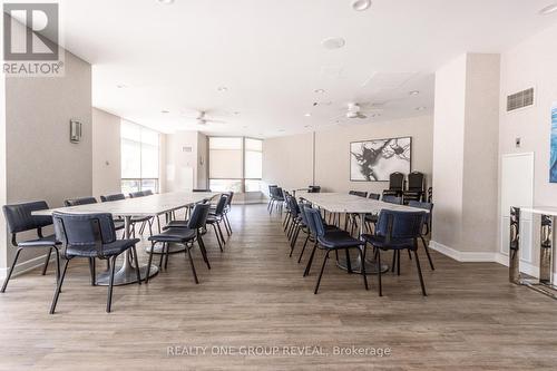 317 - 712 Rossland Road E, Whitby (Pringle Creek), ON - Indoor Photo Showing Dining Room