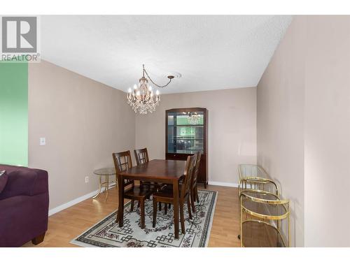 2085 Gordon Drive Unit# 303, Kelowna, BC - Indoor Photo Showing Dining Room