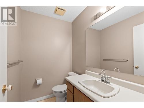 2085 Gordon Drive Unit# 303, Kelowna, BC - Indoor Photo Showing Bathroom