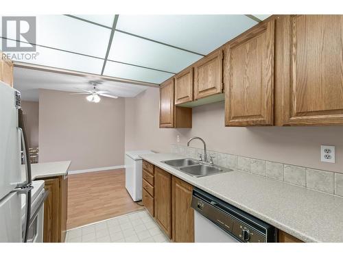 2085 Gordon Drive Unit# 303, Kelowna, BC - Indoor Photo Showing Kitchen With Double Sink