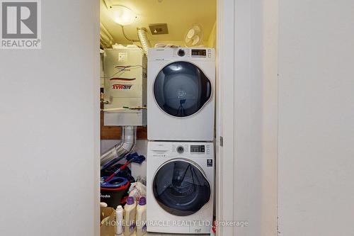 212 - 1555 Kingston Road, Pickering, ON - Indoor Photo Showing Laundry Room