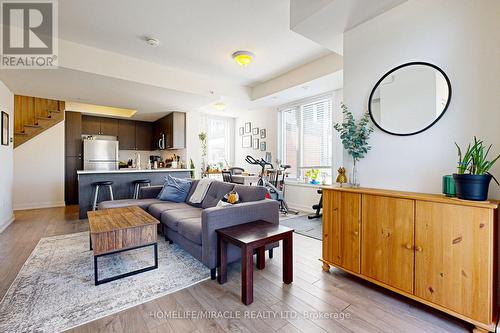 212 - 1555 Kingston Road, Pickering, ON - Indoor Photo Showing Living Room