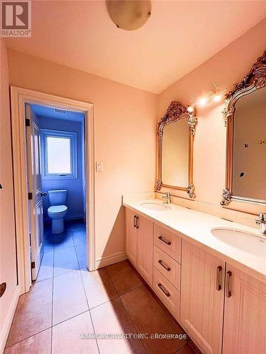 344 Steeles Avenue E, Markham, ON - Indoor Photo Showing Bathroom