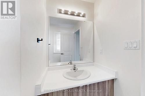 156 Muirfield Drive, Barrie (Ardagh), ON - Indoor Photo Showing Bathroom