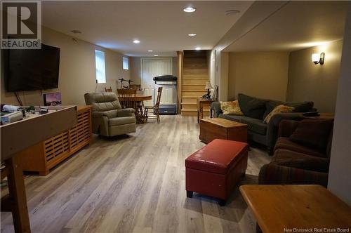 14 Crescent Drive, Rothesay, NB - Indoor Photo Showing Living Room