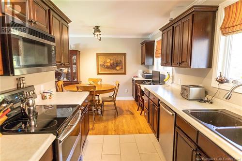 14 Crescent Drive, Rothesay, NB - Indoor Photo Showing Kitchen