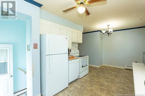 24 Ian Street, Saint John, NB - Indoor Photo Showing Kitchen