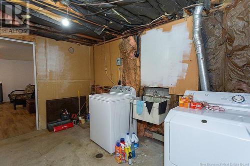 24 Ian Street, Saint John, NB - Indoor Photo Showing Laundry Room