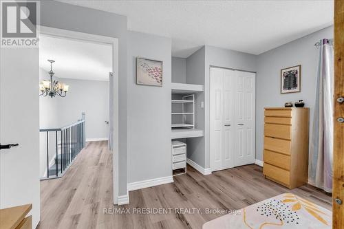 68 Majestic Crescent, Brampton, ON - Indoor Photo Showing Other Room