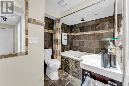 68 Majestic Crescent, Brampton (Central Park), ON - Indoor Photo Showing Bathroom