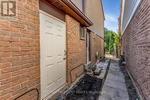 68 Majestic Crescent, Brampton, ON - Outdoor With Exterior