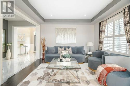 4 Hagerman Road, Brampton (Toronto Gore Rural Estate), ON - Indoor Photo Showing Living Room