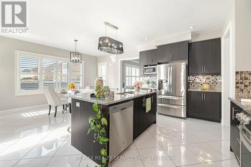 4 Hagerman Road, Brampton, ON - Indoor Photo Showing Kitchen With Upgraded Kitchen