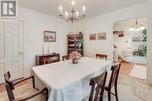 1374 Glenburnie Road, Mississauga, ON - Indoor Photo Showing Dining Room