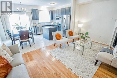 69 Agava Street, Brampton, ON - Indoor Photo Showing Living Room