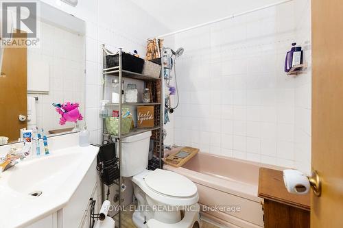 25 Haggert Avenue S, Brampton, ON - Indoor Photo Showing Bathroom