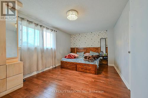 70 Crenshaw Court, Brampton (Heart Lake West), ON - Indoor Photo Showing Bedroom