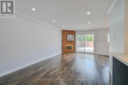 70 Crenshaw Court, Brampton (Heart Lake West), ON - Indoor With Fireplace