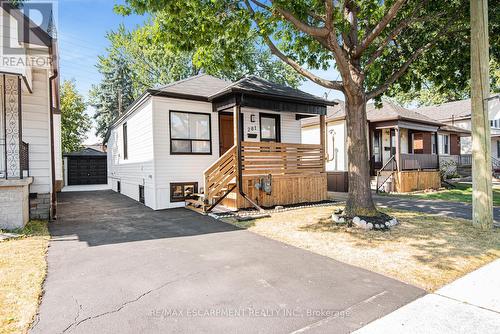 281 Normanhurst Avenue, Hamilton (Normanhurst), ON - Outdoor With Facade