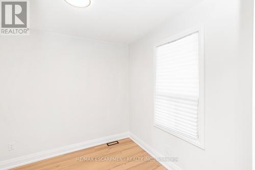 281 Normanhurst Avenue, Hamilton, ON - Indoor Photo Showing Other Room