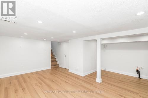 281 Normanhurst Avenue, Hamilton, ON - Indoor Photo Showing Other Room