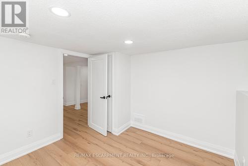 281 Normanhurst Avenue, Hamilton, ON - Indoor Photo Showing Other Room