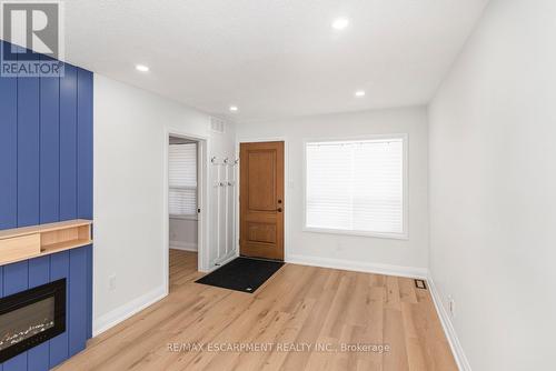 281 Normanhurst Avenue, Hamilton (Normanhurst), ON - Indoor Photo Showing Other Room With Fireplace