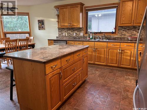 1311 Heidgerken Crescent, Humboldt, SK - Indoor Photo Showing Kitchen With Double Sink