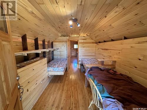 Rockglen Log Cabin, Poplar Valley Rm No. 12, SK - Indoor