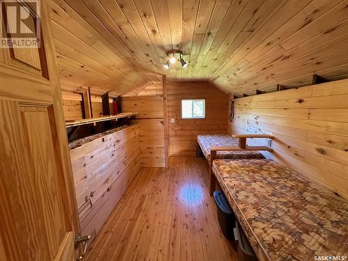 Rockglen Log Cabin, Poplar Valley Rm No. 12, SK - Indoor